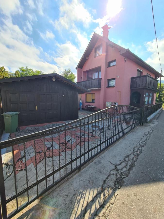 Апартаменти In Pavlovic Баня-Ковиляча Екстер'єр фото